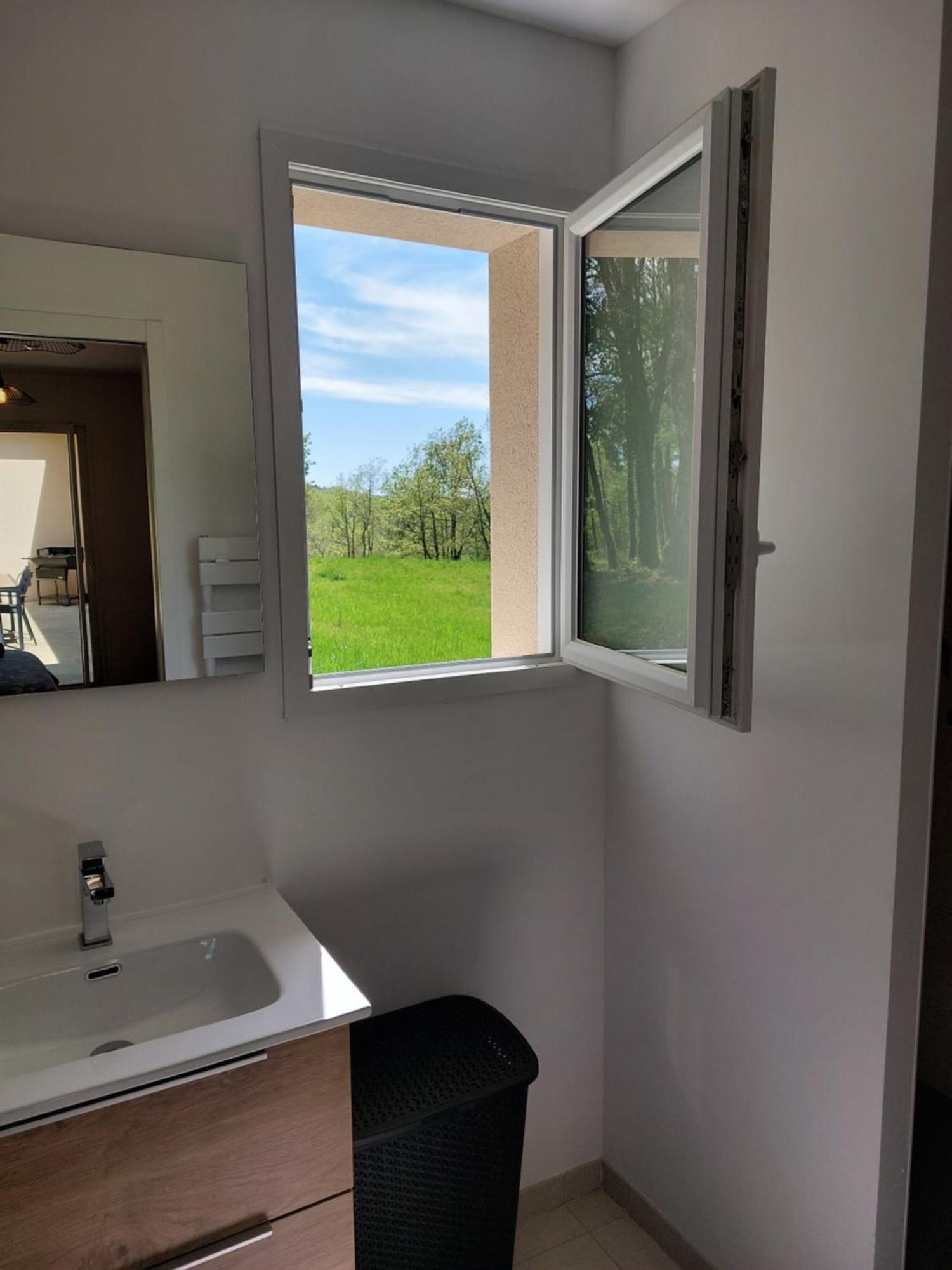 "Jolie Maison Confortable Au Coeur D'Un Environnement Calme Et Boise" Saint-Vincent-sur-l'Isle Ngoại thất bức ảnh
